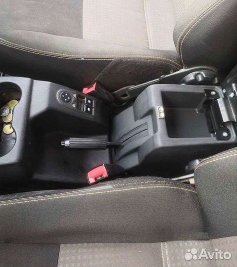 Подлокотник niva urban (21213,214,2131)