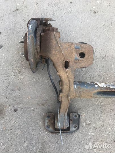 Балка подвески задняя Opel Astra J