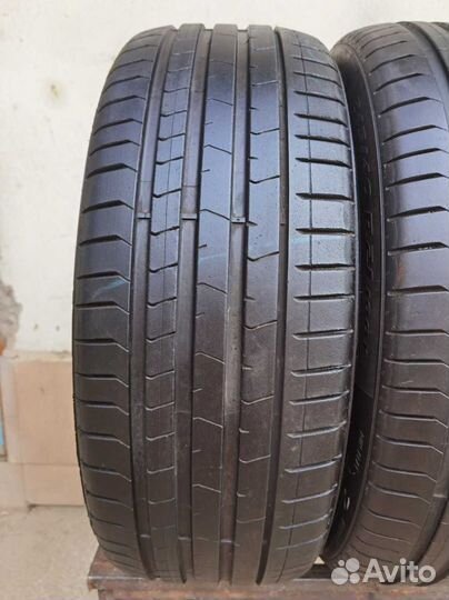 Pirelli P Zero 245/40 R21 100Y