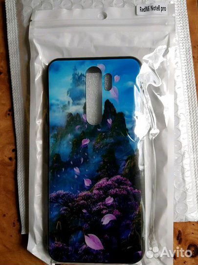 Чехол на телефон