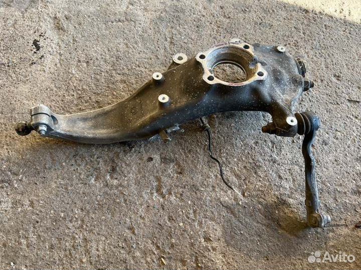 Кулак поворотный передний левый Bmw 5 G30 21Г