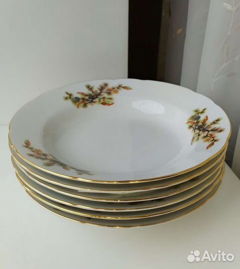 Тарелки Япония Шишки столовые