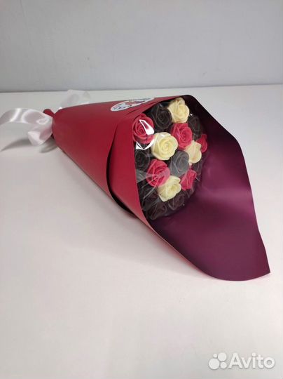 Розы из Бельгийского шоколада - 19 шт в Букете