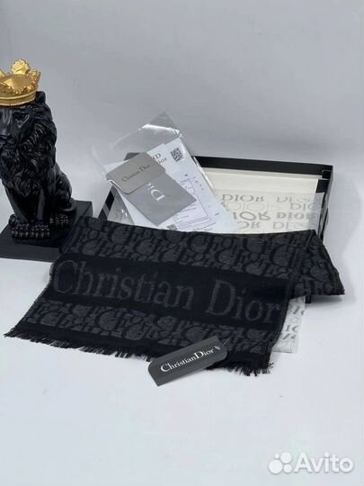 Новые шарфы в подарочной упаковке