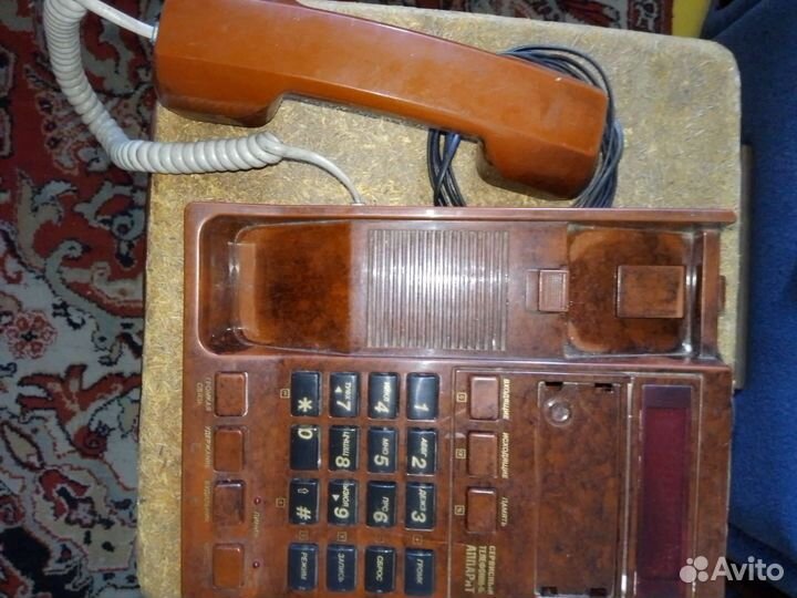 Телефон стационарный