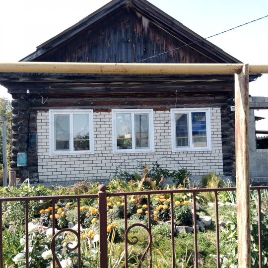 Дом 53 м² на участке 6 сот.