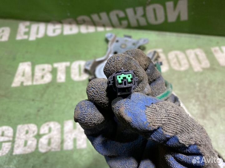 Стеклоподъемный механизм задний правый Infiniti