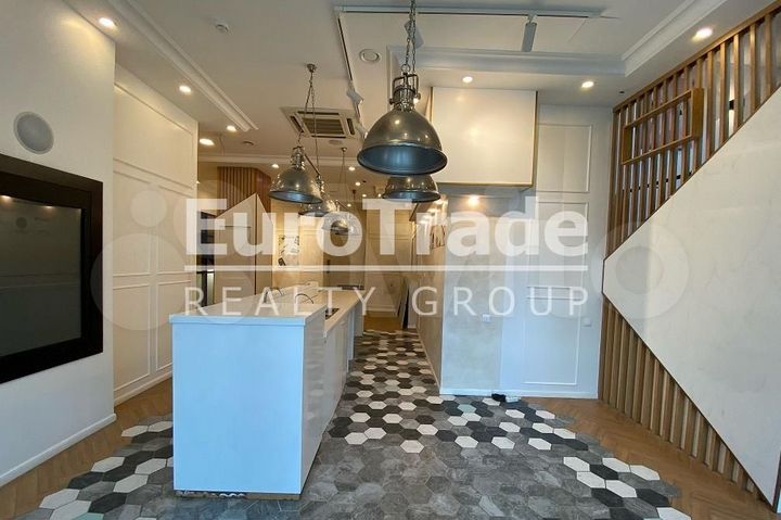 Сдам торговое помещение, 158 м²