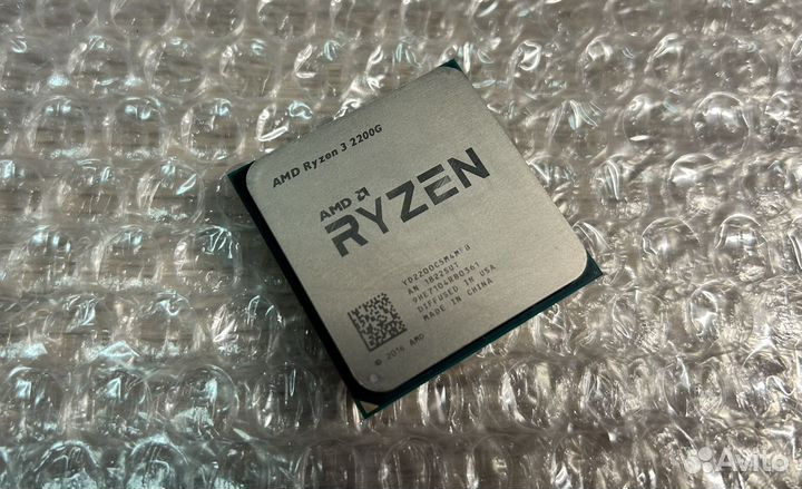 Процессор Ryzen 3 2200g