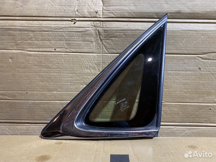 Форточка задняя правая Lexus NX 6271078010