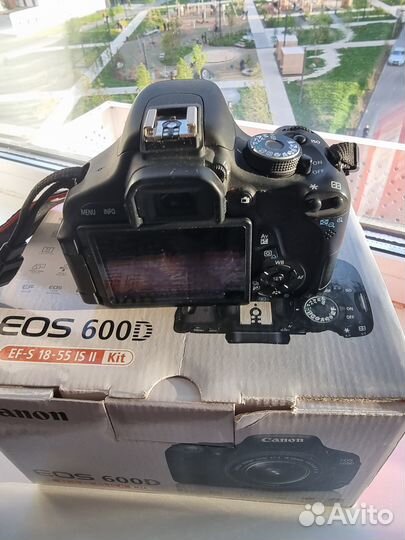 Фотоаппарат Canon EOS 600D