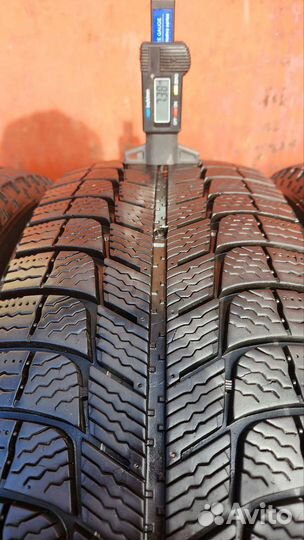 Michelin X-Ice XI3 215/60 R16