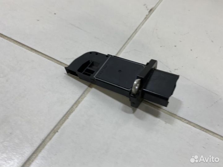 Датчик расхода воздуха дмрв Volkswagen Tiguan I рестайлинг (2011—2019)