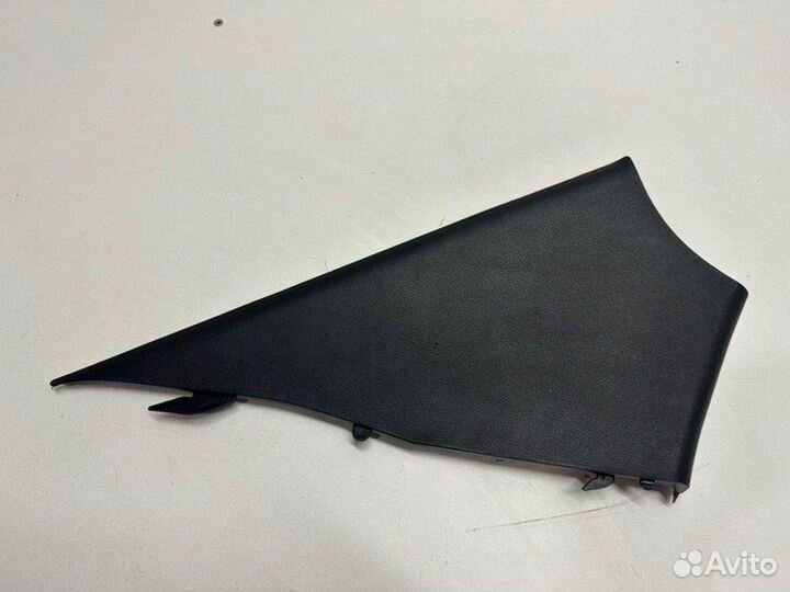 Накладка стойки кузова задняя левая Hyundai