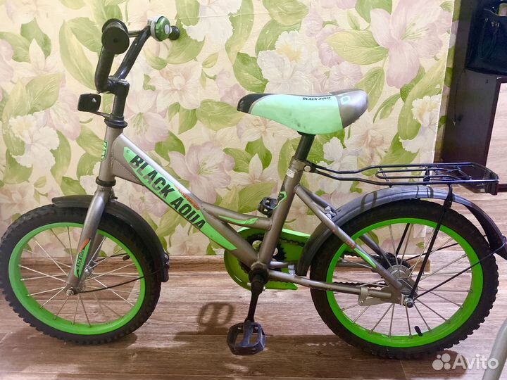 Детский двухколёсный велосипед