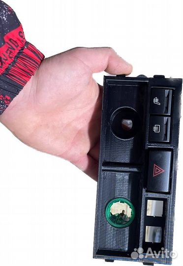 Встака в централную консоль 2107