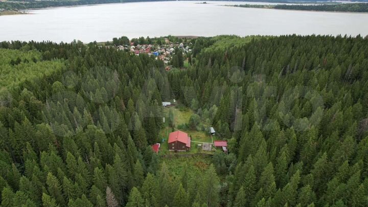 Дом 250 м² на участке 50 сот.