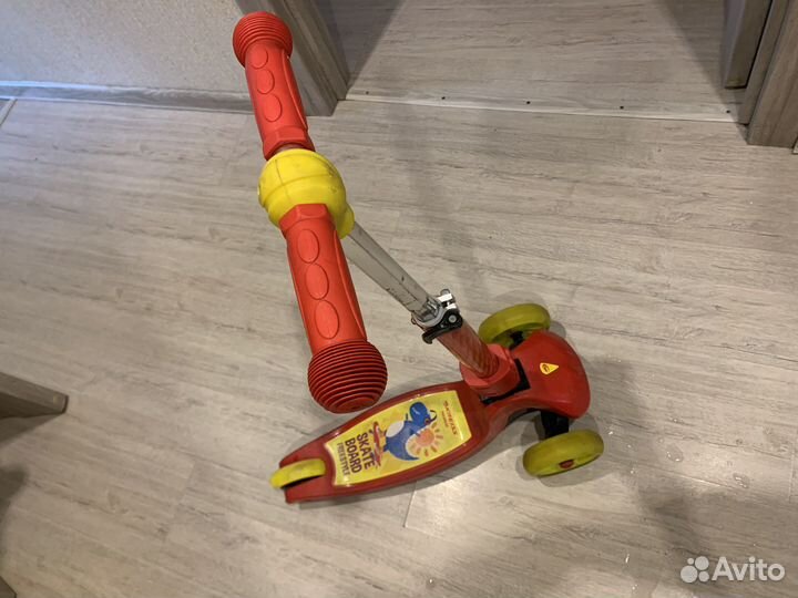 Самокат детский трехколесный бу