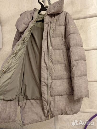 Пуховик женский зимний размер 42