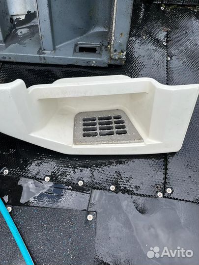 Корпус подножки Daf 95 Ati левый, подножка нижняя