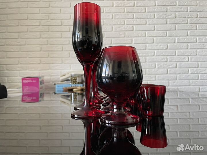 Фужеры, бокалы, рюмки