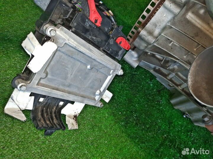 Двигатель на volvo S80 AS90 B6304T4