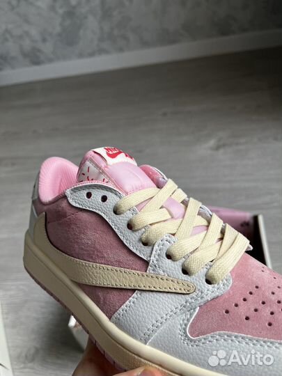 Кроссовки Nike Jordan Low x Travis Scott Shy Pink