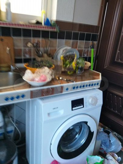 Комната 10 м² в 8-к., 1/2 эт.