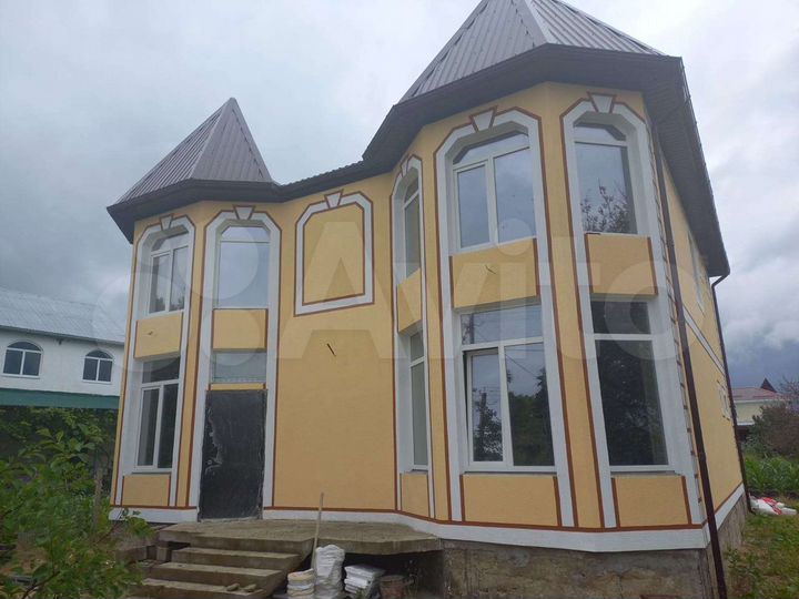 Дом 180 м² на участке 10 сот.