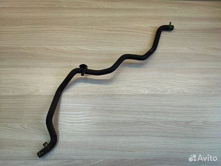 Патрубок радиатора Renault Sandero Stepway