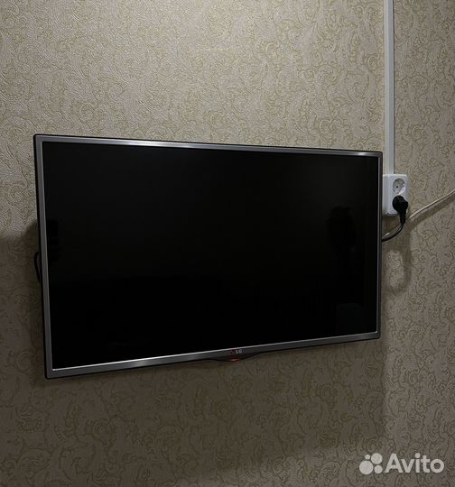 Телевизор LG 32 дюйма
