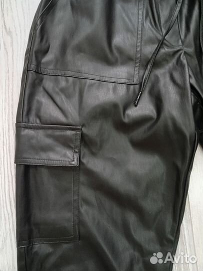 Джоггеры из экокожи