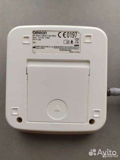 Тонометр omron и ингалятор B.well