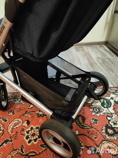 Коляска прогулочная Mutsy Nexo