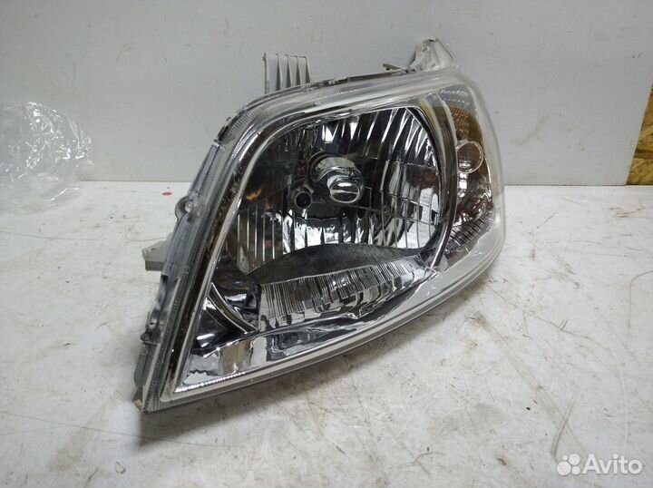 Фара Chevrolet Aveo T255 2008-2010