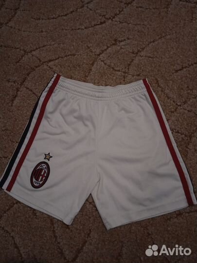 Футбольные шорты adidas