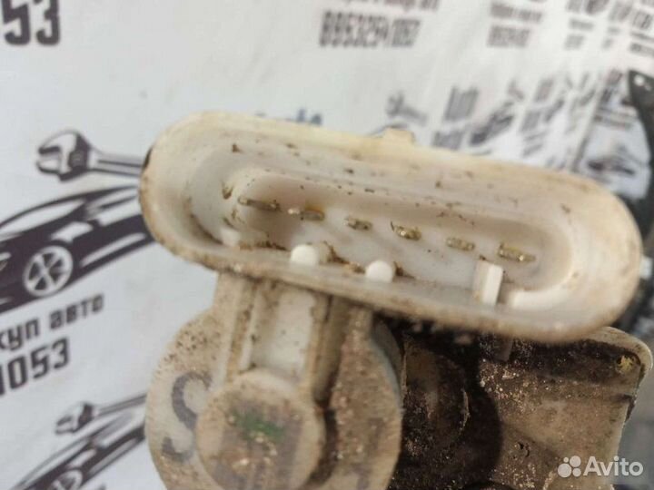 Замок двери передний правый Fiat Palio Weekend