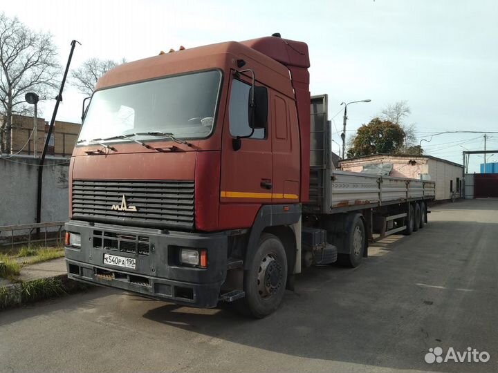 МАЗ 5440А5-370-031 с полуприцепом, 2011