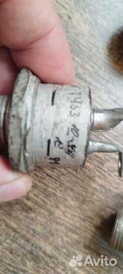 Высокочастотный тиристор тч 63 -10 - 364