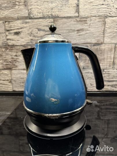 Чайник электрический delonghi