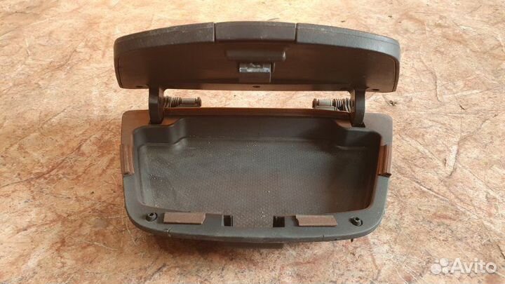 Бардачок Chevrolet Cruze 1 седан F18D4 2010