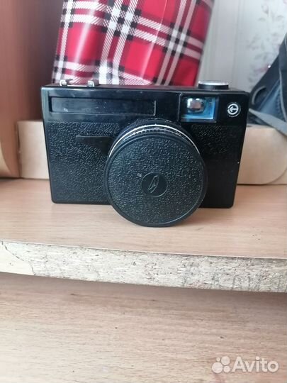 Пленочный фотоаппарат 