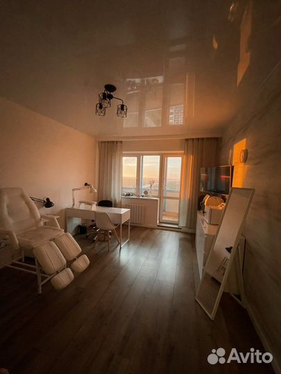 Маникюр/педикюр