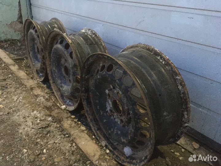 Диск штампованный R15 для Audi A6 C5