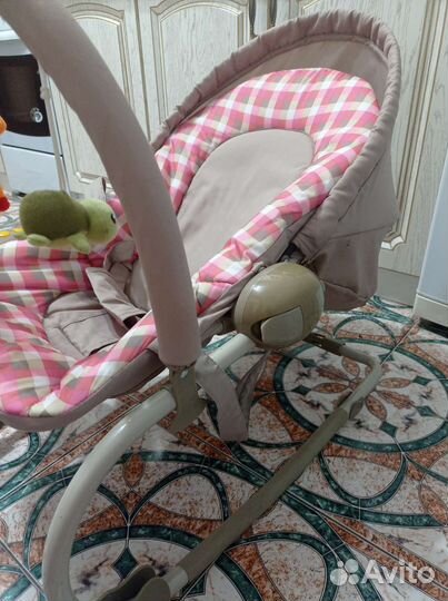 Шезлонг детский babyton