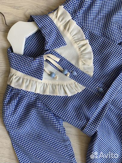 Голубое платье в клеточку с воротничком 110