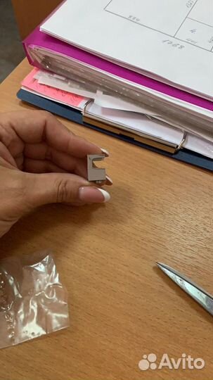 Стеклянная полка