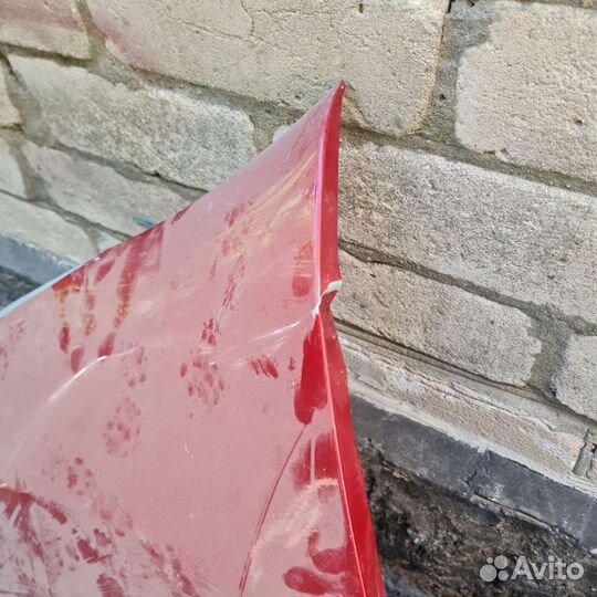 Крыло левое Reno Sandero Stepway 2017