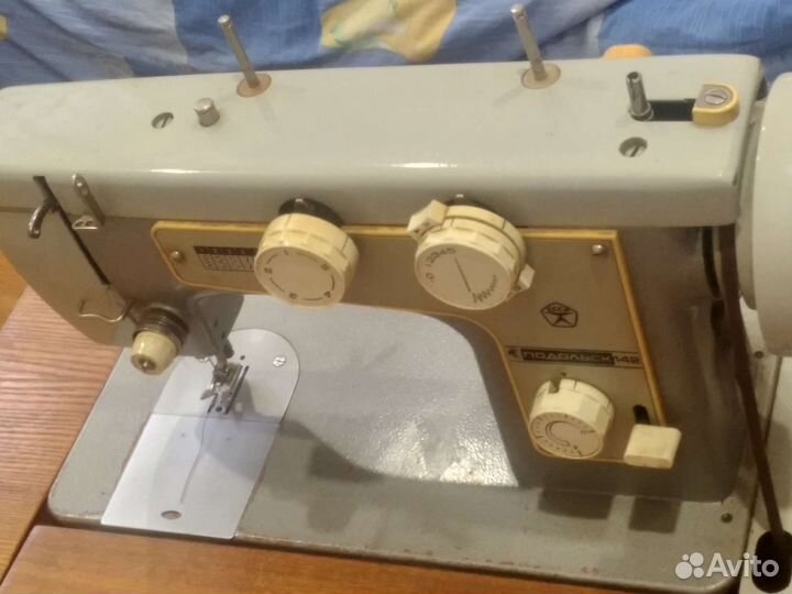Швейная машина Подольск 142
