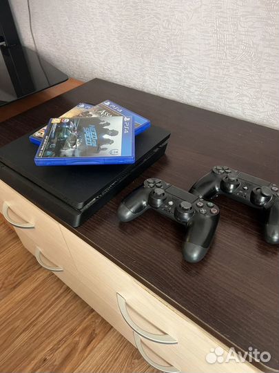 Sony PS4 slim 1tb